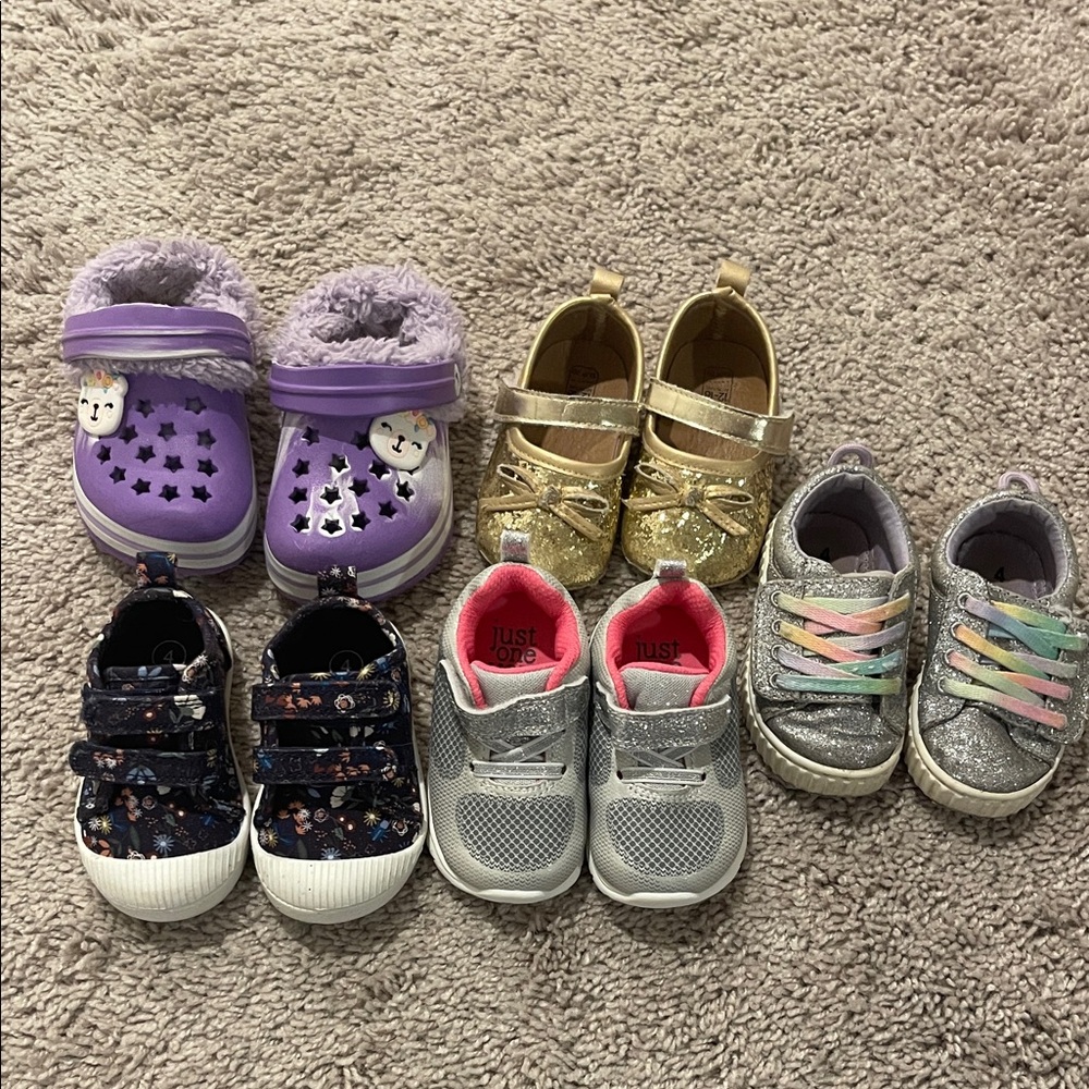 Lot of size 4 Toddler shoes
